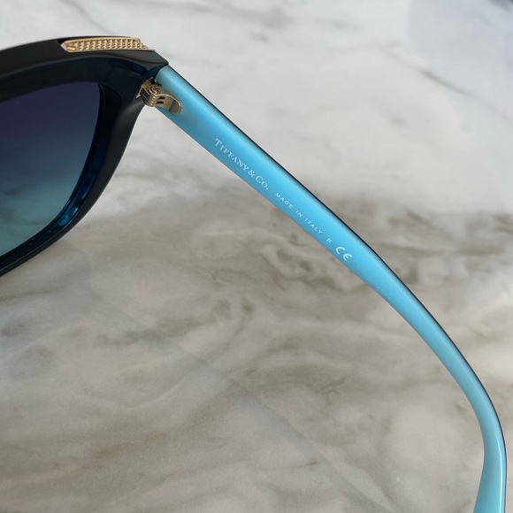 Authentic Tiffany Sunglasses - Picture 4 of 6